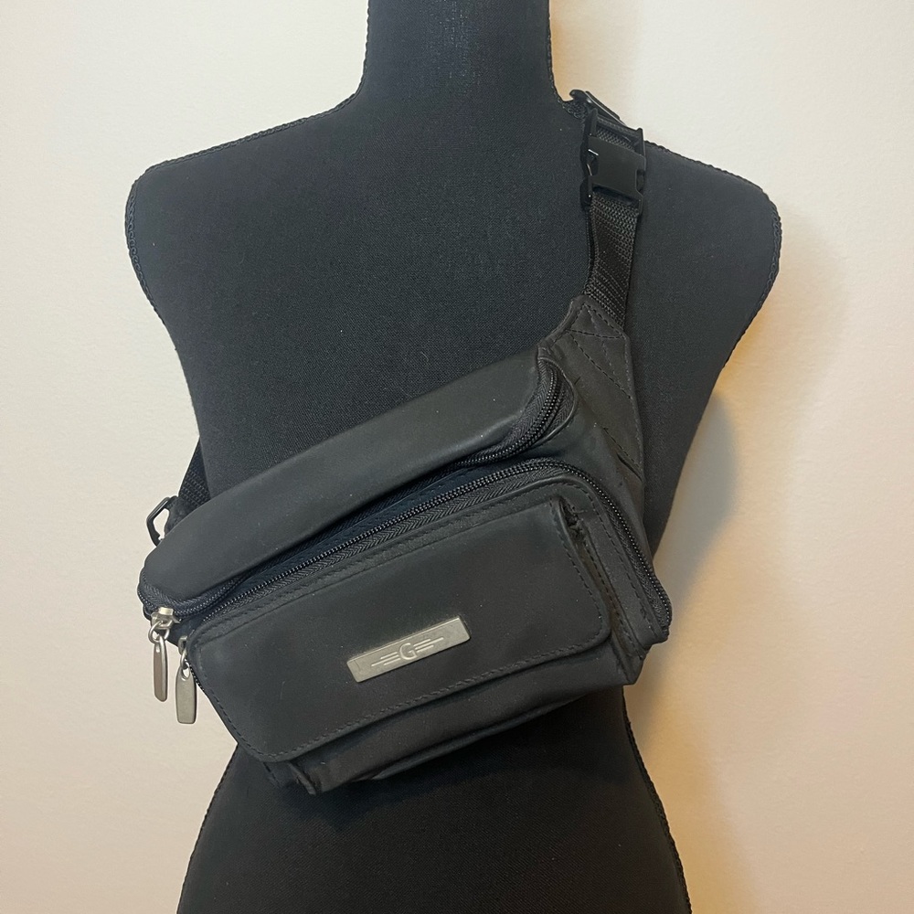 Black Fanny Pack Bum Bag Waist Bag